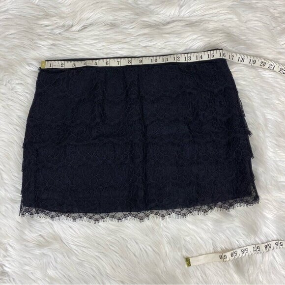 Haute Hippie Women’s Black Tiered Lace Minimalist Mini Skirt Large/W32‎ - Picture 8 of 10